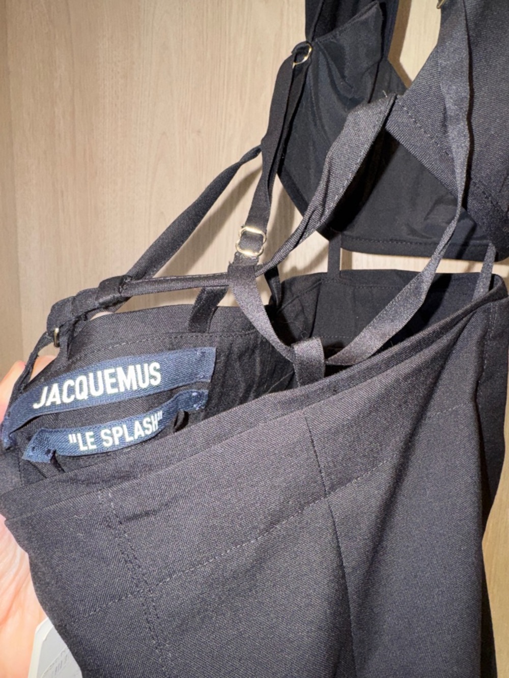 Jacquemus “La Robe Limao” cut out halter dress - Picture 5 of 9